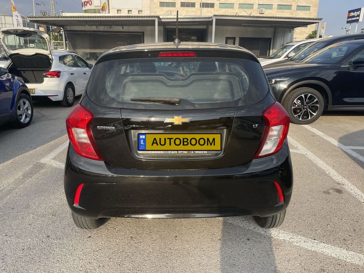Chevrolet Spark 2nd hand, 2018, private hand