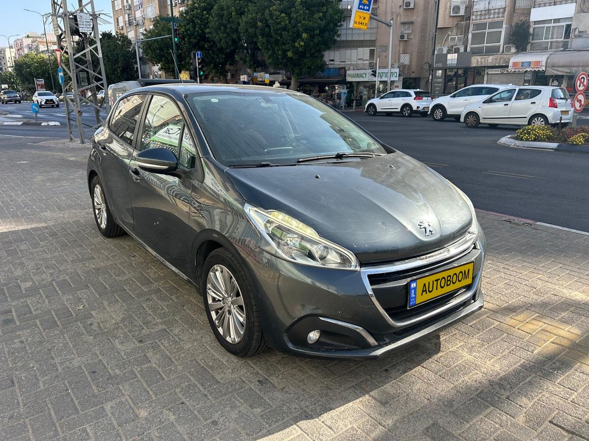 Peugeot 208 2nd hand, 2018, private hand