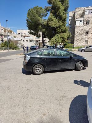 Toyota Prius 2nd hand, 2011, private hand