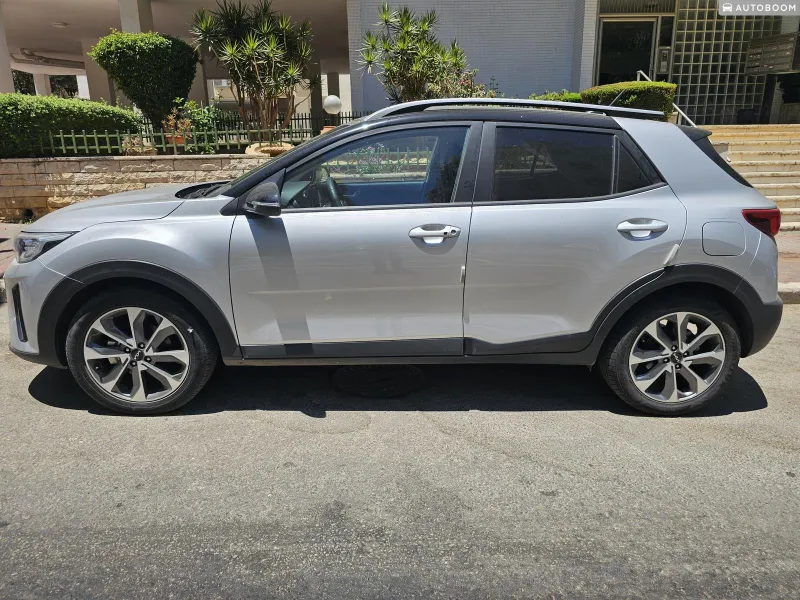 Kia Stonic 2nd hand, 2023, private