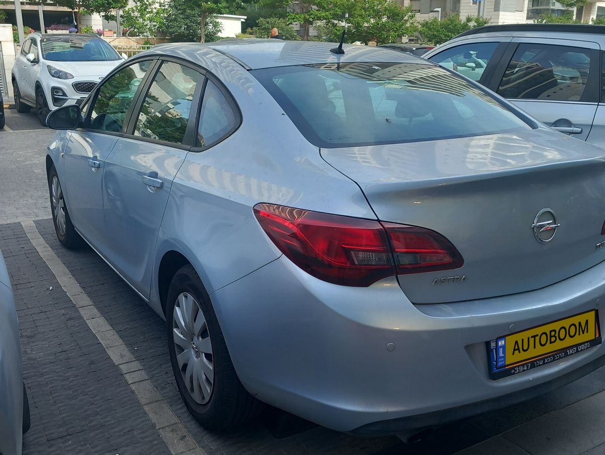 Opel Astra 2ème main, 2016, main privée
