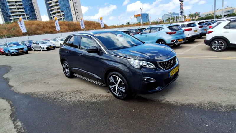 Peugeot 3008 с пробегом, 2020