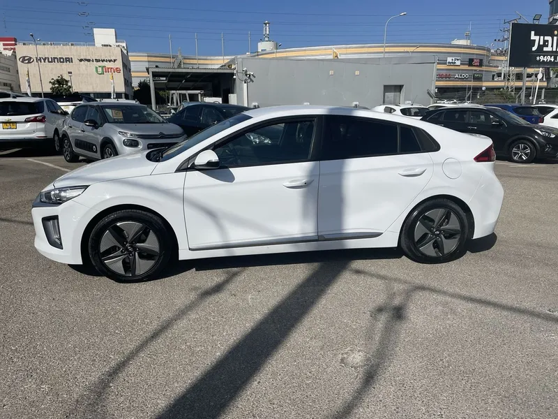 Hyundai IONIQ с пробегом, 2021