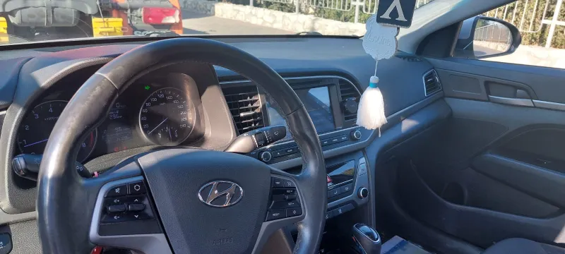 Hyundai Elantra 2ème main, 2016, main privée