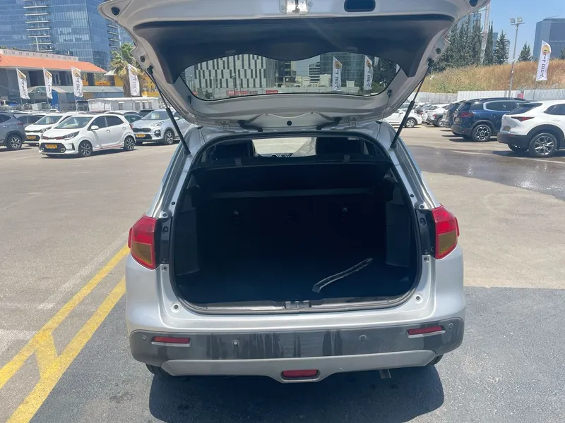 Suzuki Vitara 2ème main, 2017, main privée