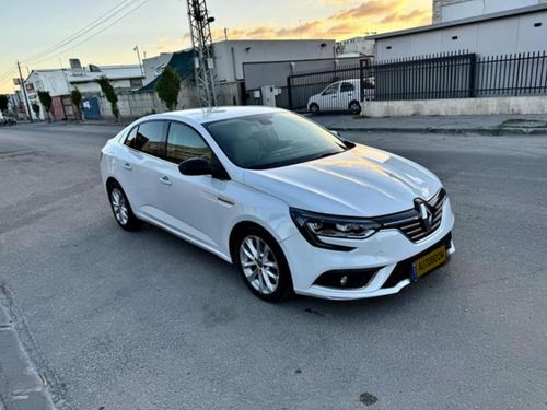 Renault Megane, 2018, фото