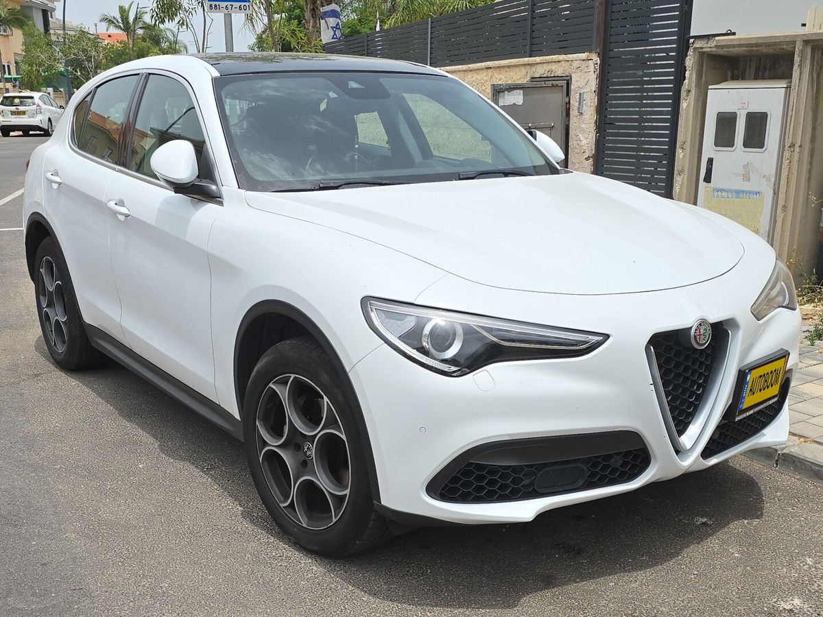 Alfa Romeo Stelvio 2nd hand, 2018, private hand