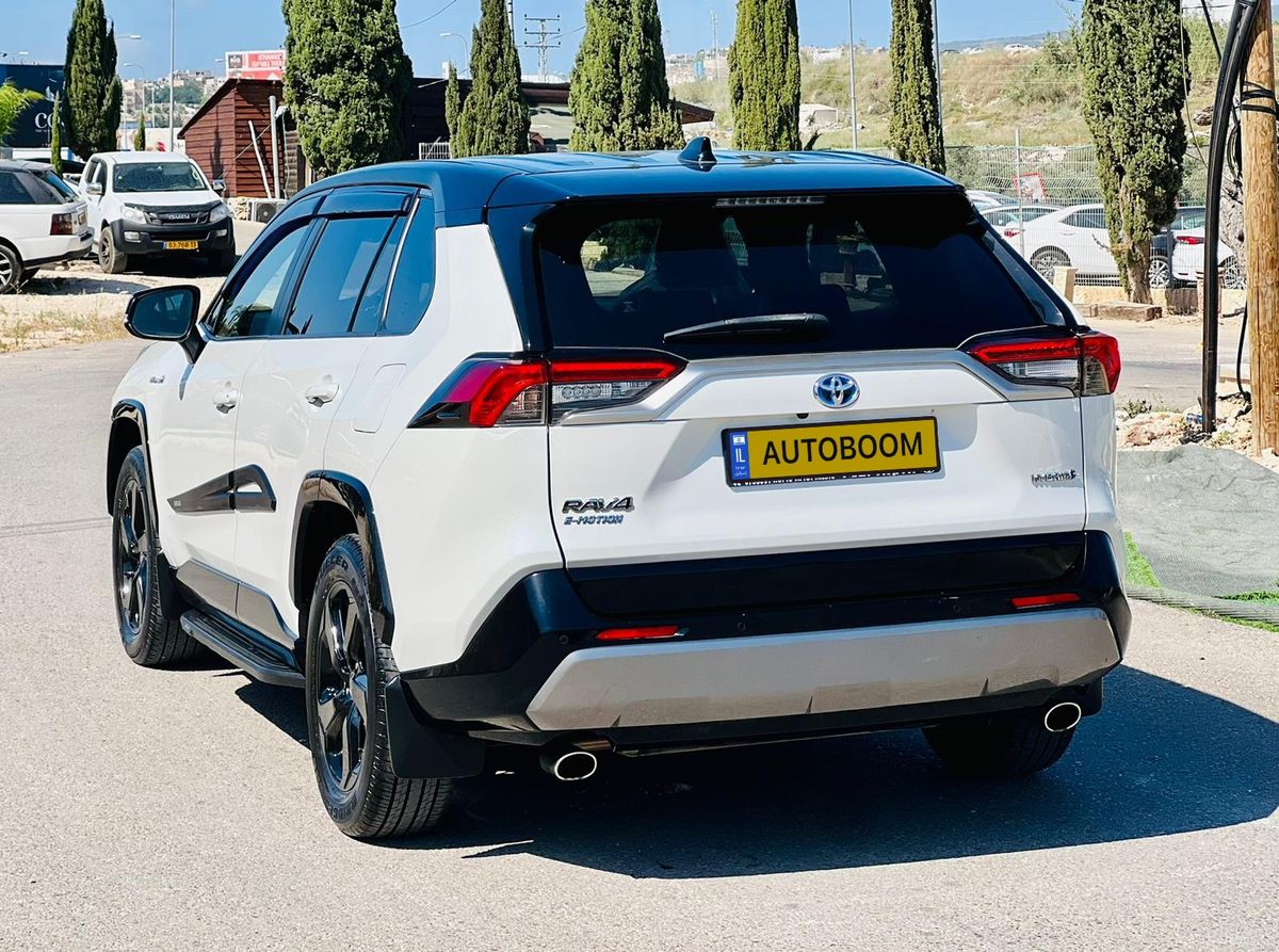 Toyota RAV4 с пробегом, 2020, частная рука