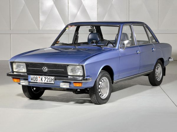 فولكس فاجن K70 1970. الهيكل، المظهر الخارجي. سيدان, 1 الجيل