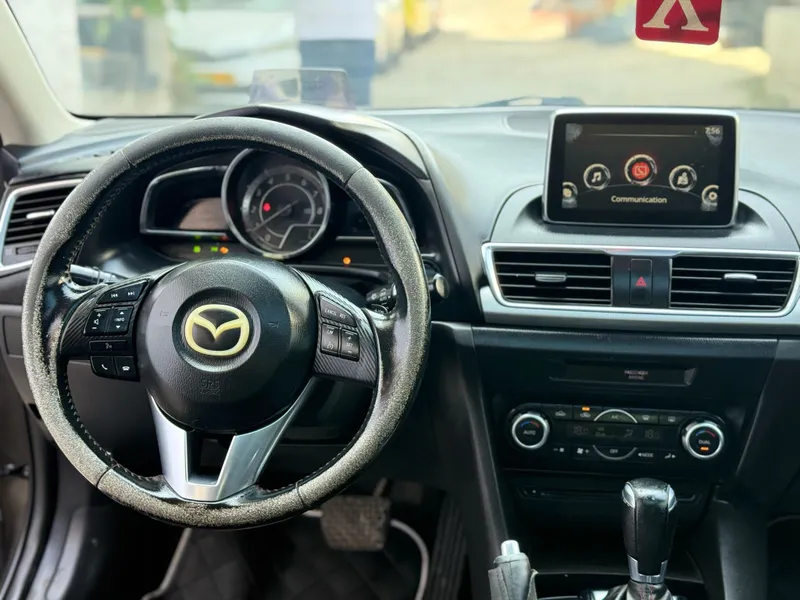 Mazda 3 2nd hand, 2016