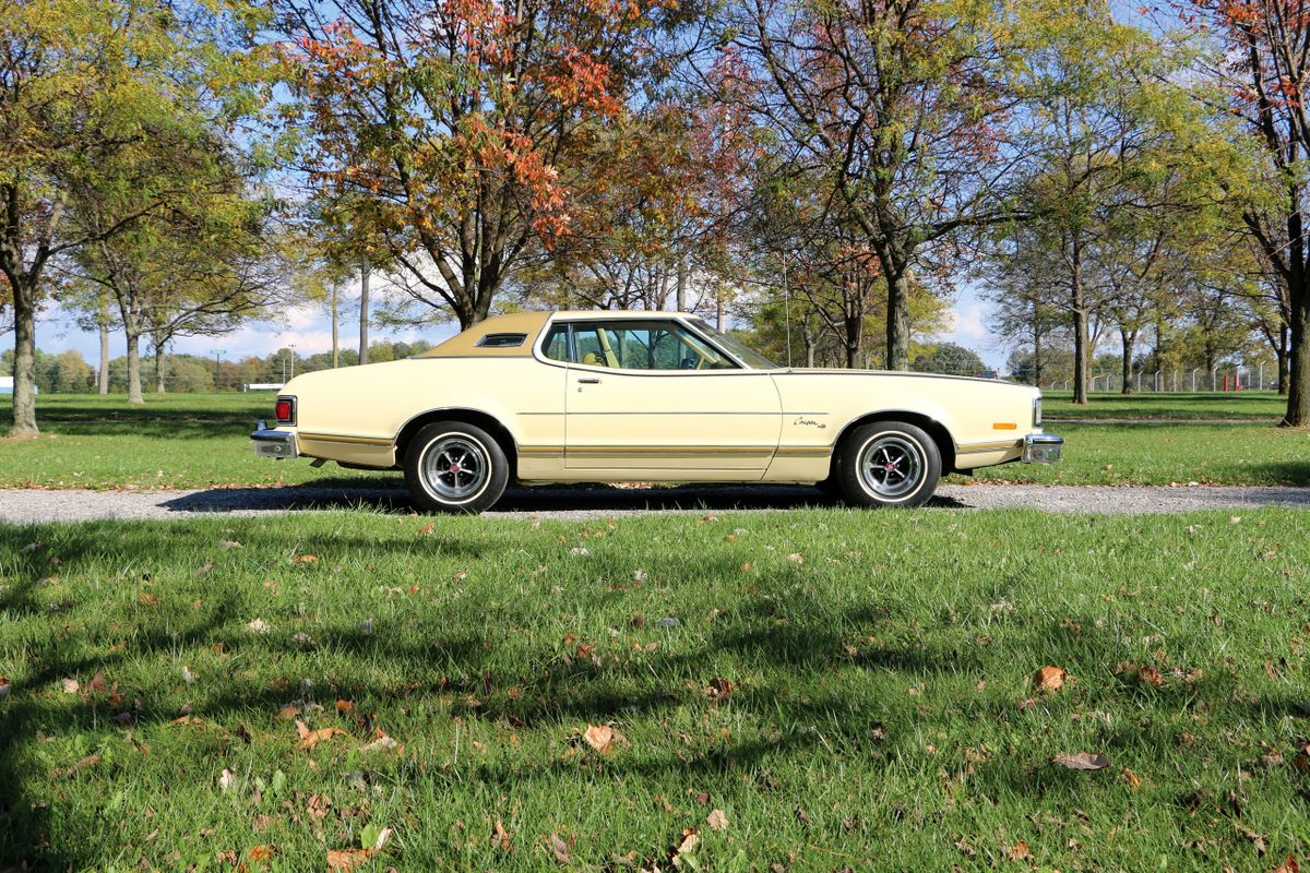 Mercury Cougar 1974. Carrosserie, extérieur. Coupé sans montants, 3 génération