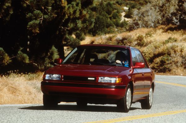 Mazda Protege 1989. Carrosserie, extérieur. Berline, 1 génération