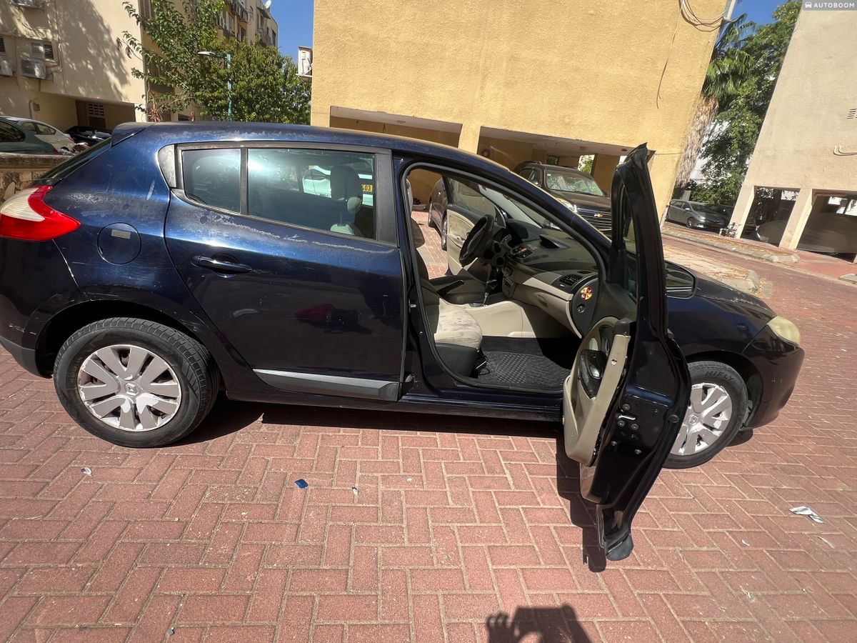 Renault Megane 2ème main, 2011, privée