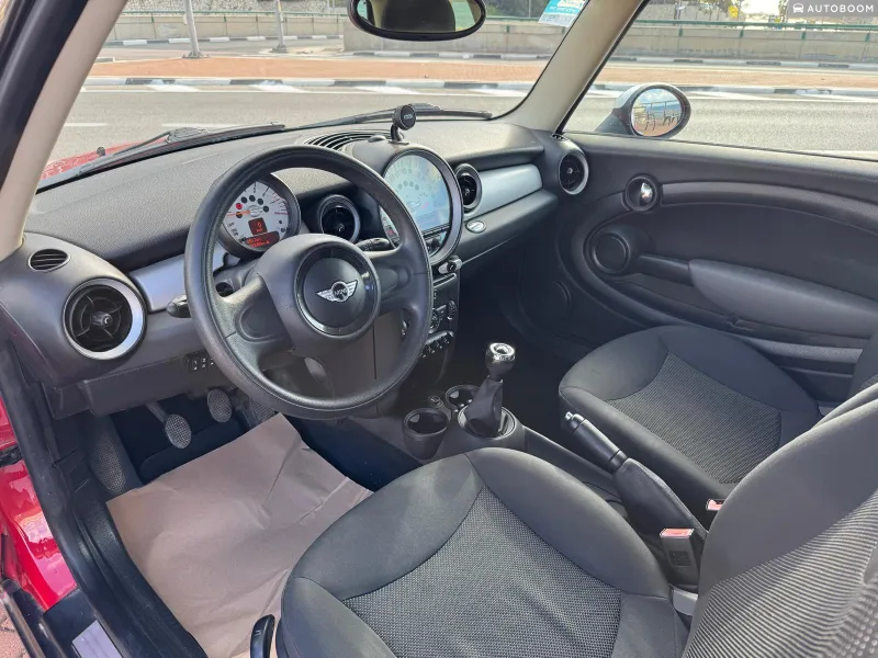 MINI Cooper 2nd hand, 2012, private