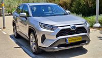 Toyota RAV4 с пробегом, 2023