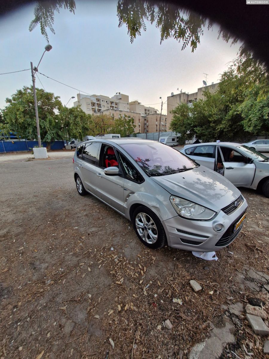 Ford S-MAX с пробегом, 2013, частная