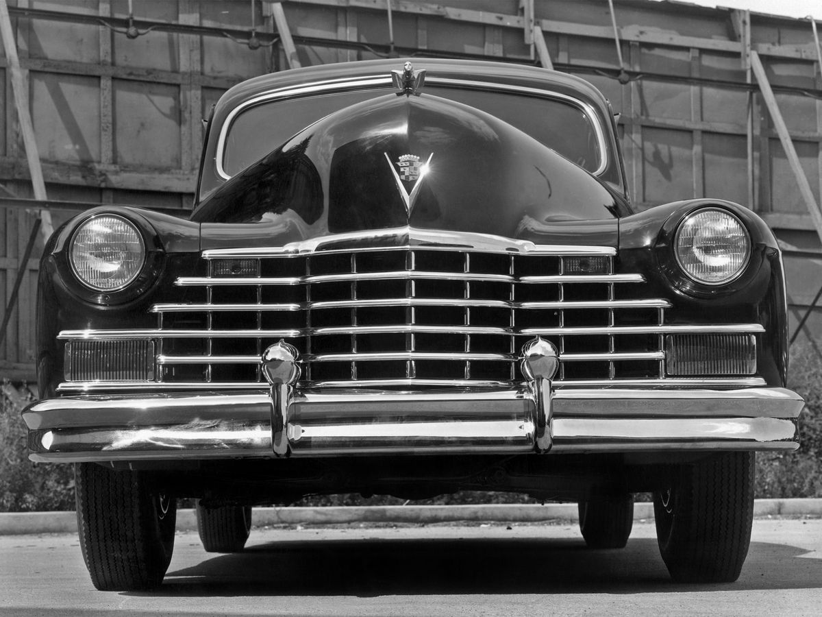 Cadillac Series 62 1942. Carrosserie, extérieur. Berline, 2 génération