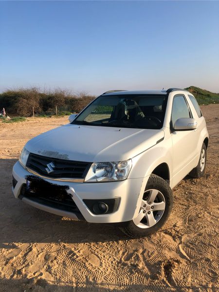 Suzuki Grand Vitara 2nd hand, 2013, private hand