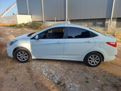 Hyundai i25 с пробегом, 2014, частная рука