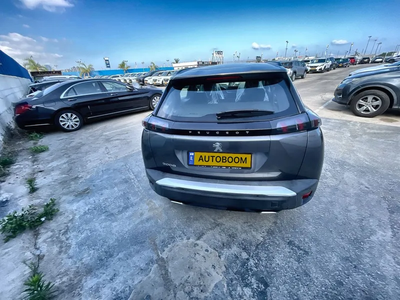Peugeot 2008 с пробегом, 2022, частная рука