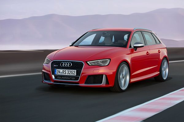 أودي RS3 2015. الهيكل، المظهر الخارجي. هاتشباك ٥ أبواب, 2 الجيل
