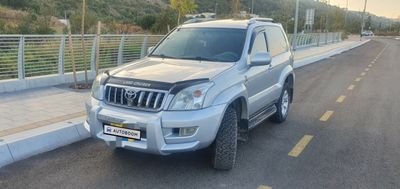 Toyota Land Cruiser 2nd hand, 2006, private hand