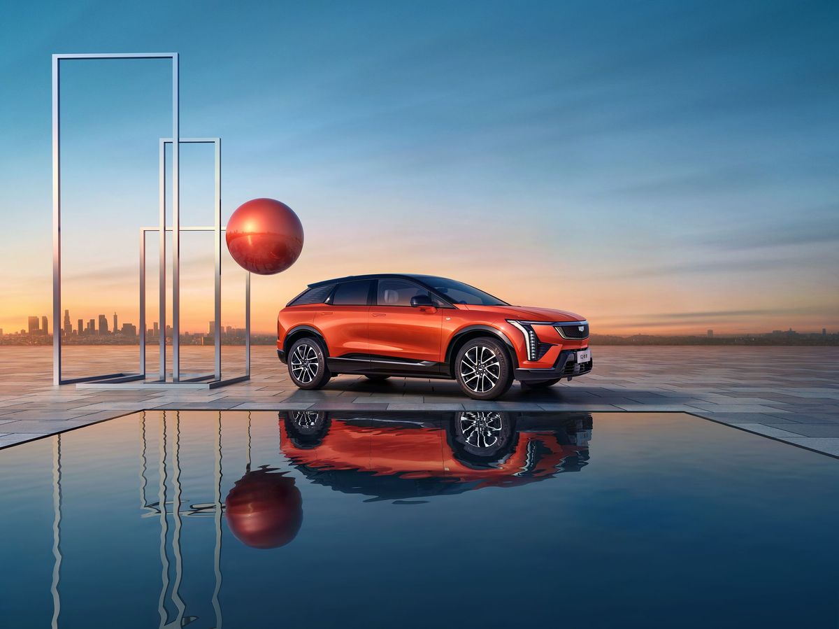 كاديلاك Optiq ‏2024. الهيكل، المظهر الخارجي. إس يو في 5 أبواب, 1 الجيل