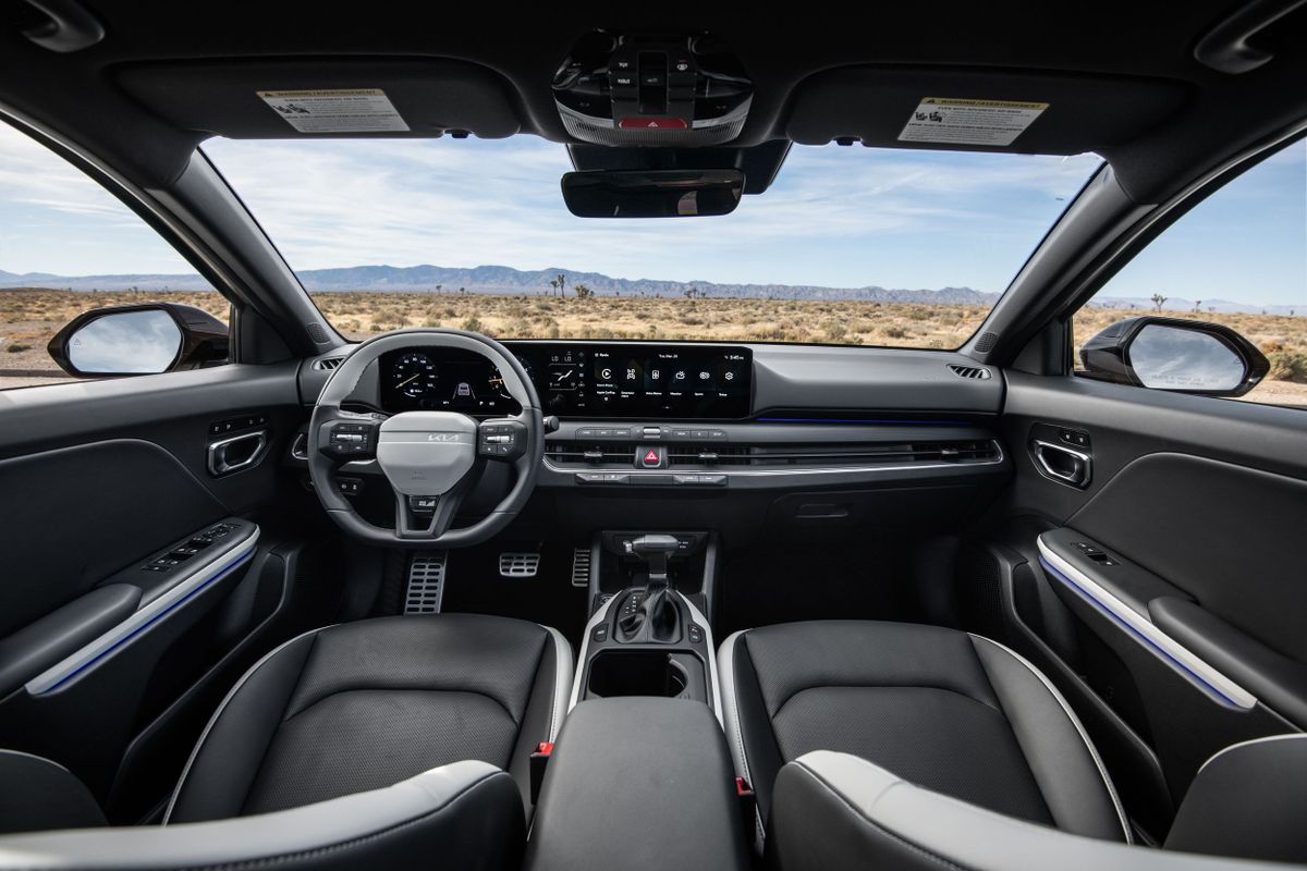 Kia K4 2024. Передние сидения. Хэтчбек 5 дв., 2 поколение