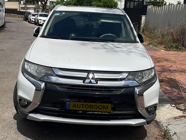 Mitsubishi Outlander 2ème main, 2016, main privée