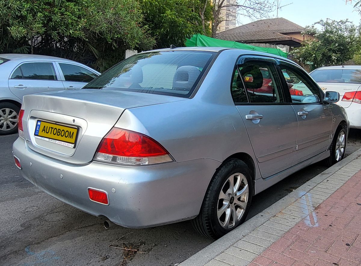 Mitsubishi Lancer с пробегом, 2008