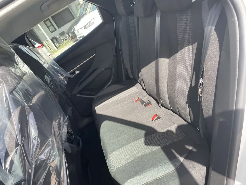 Peugeot 3008 2nd hand, 2023, private hand