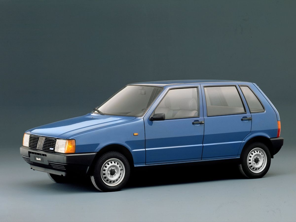 פיאט אונו ‏1983. מרכב, צורה. מיני 5 דלתות, 1 דור