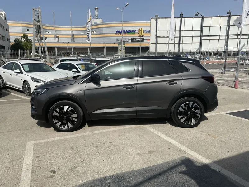 Opel Grandland 2nd hand, 2020, private hand
