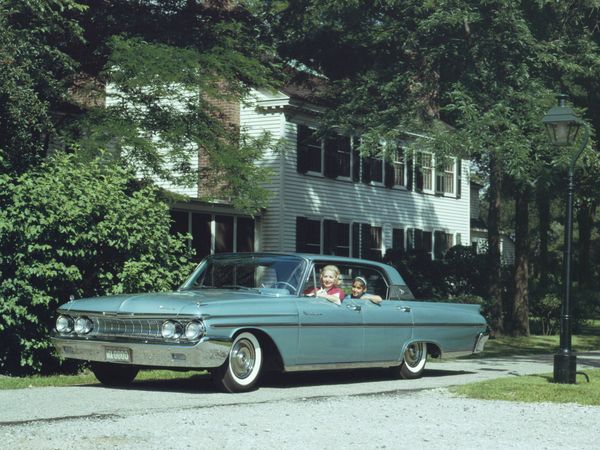 Mercury Monterey 1960. Carrosserie, extérieur. Berline sans pilier central, 5 génération