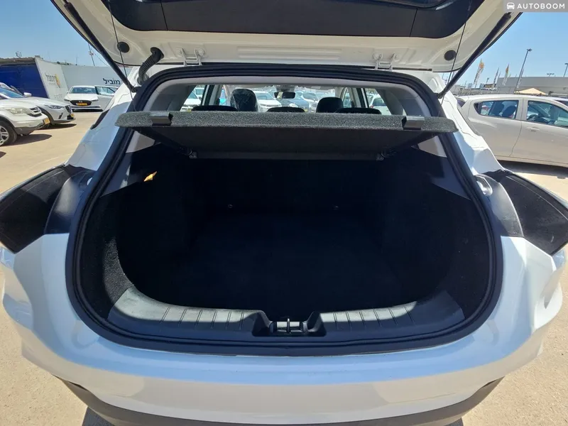 Geely Geometry C 2nd hand, 2022, private