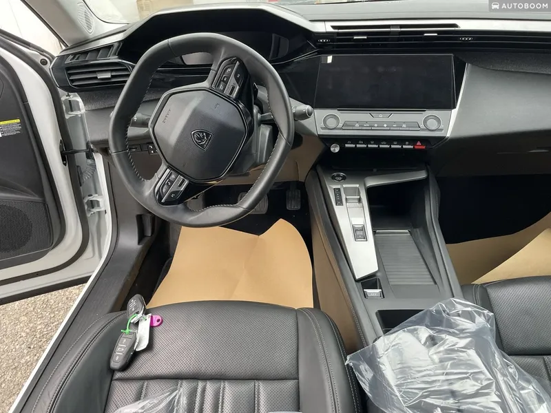 Peugeot 408 2nd hand, 2023, private
