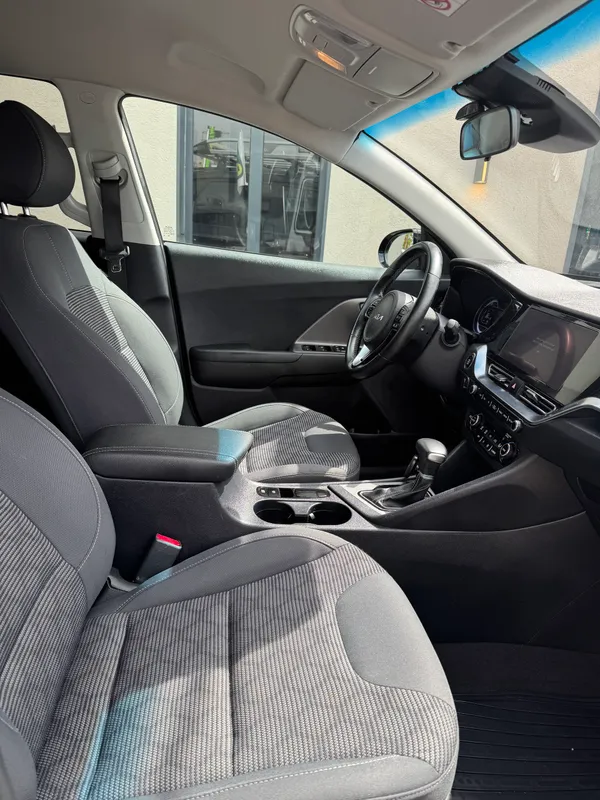 Kia Niro Plus с пробегом, 2023