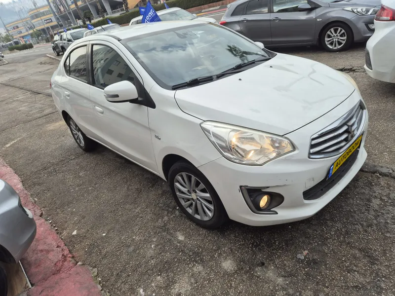 Mitsubishi Attrage 2nd hand, 2016