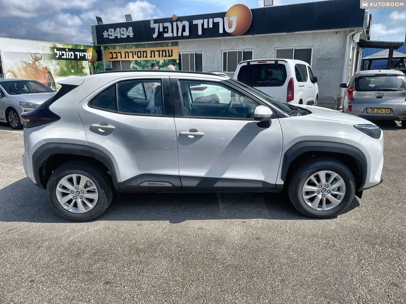 טויוטה יאריס קרוס רכב חדש, 2026