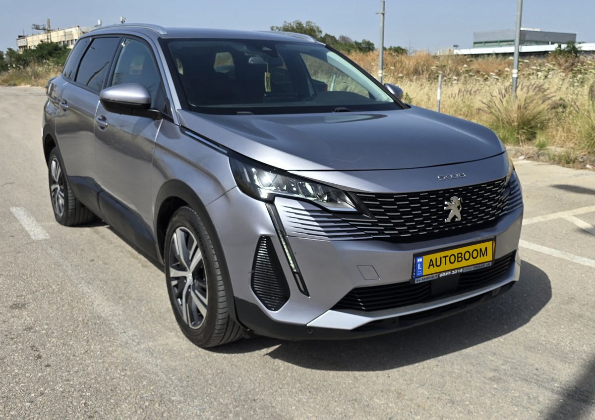 Peugeot 5008 2nd hand, 2021, private