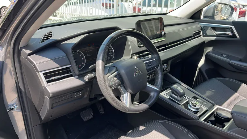 Mitsubishi Outlander 2ème main, 2021, main privée