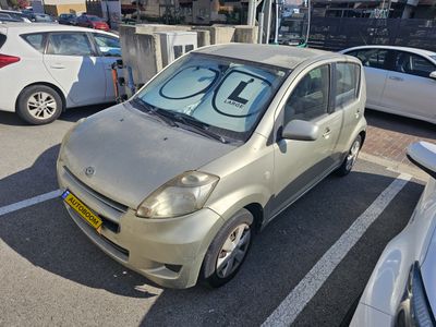 Daihatsu Sirion 2nd hand, 2010, private hand