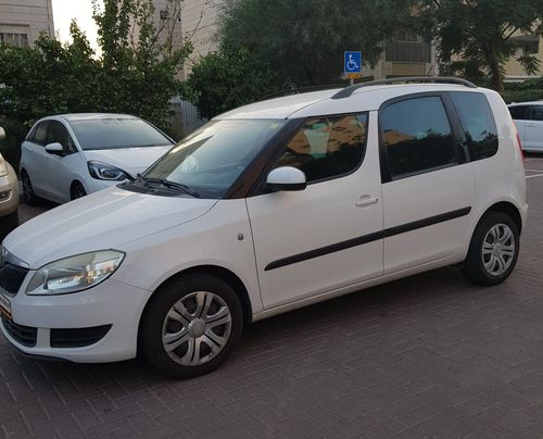 Skoda Roomster 2nd hand, 2011, private hand
