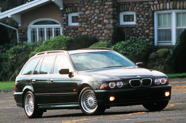 BMW 5 series 2000. Carrosserie, extérieur. Break 5-portes, 4 génération, restyling