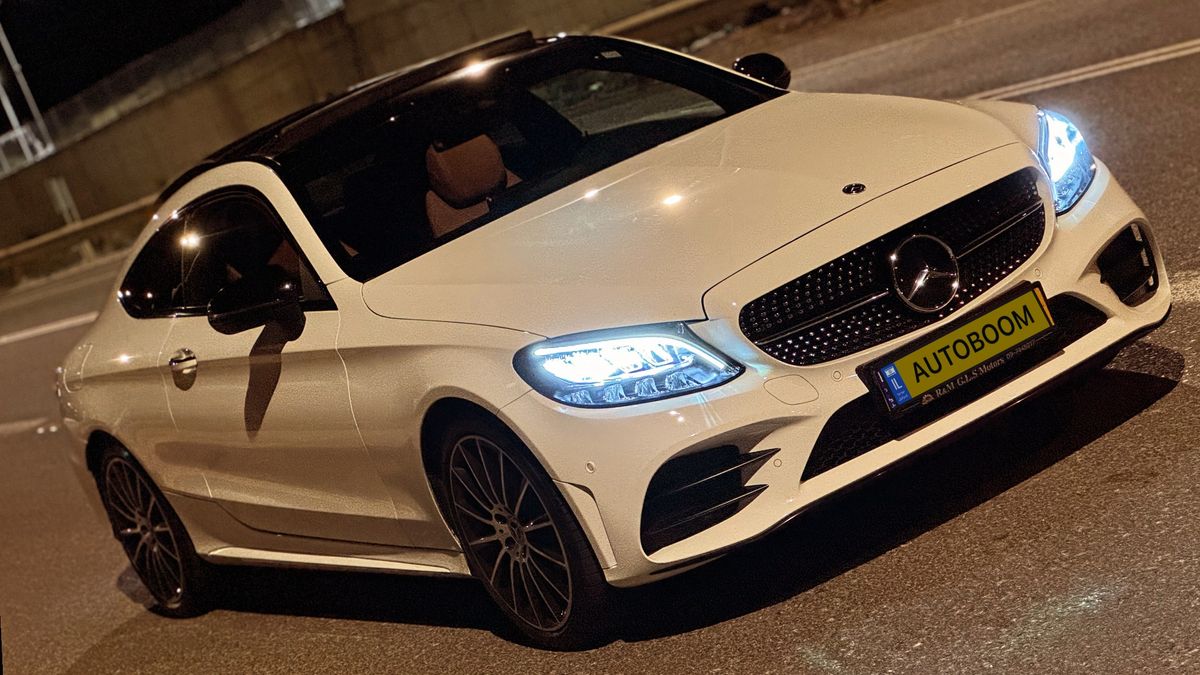 Mercedes C-Class 2ème main, 2024, main privée