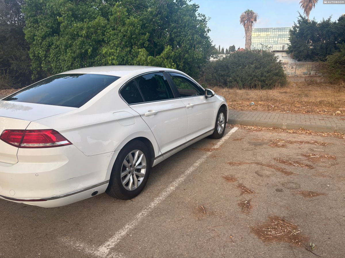 Volkswagen Passat 2nd hand, 2018, private