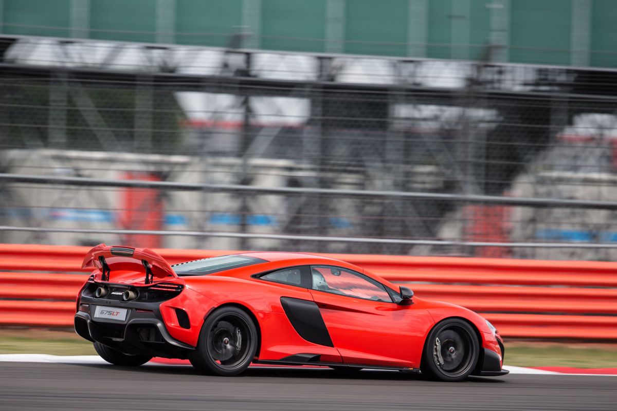 مكلارين 675LT ‏2015. الهيكل، المظهر الخارجي. كوبيه, 1 الجيل