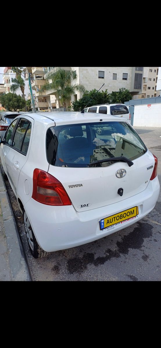 Toyota Yaris с пробегом, 2009, частная рука