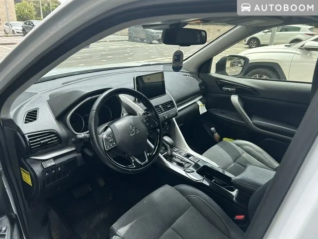 Mitsubishi Eclipse Cross 2nd hand, 2022, private