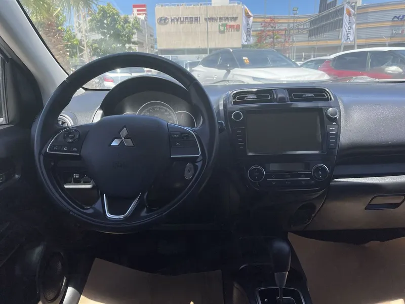 מיצובישי ספייס סטאר יד 2 רכב, 2021, פרטי